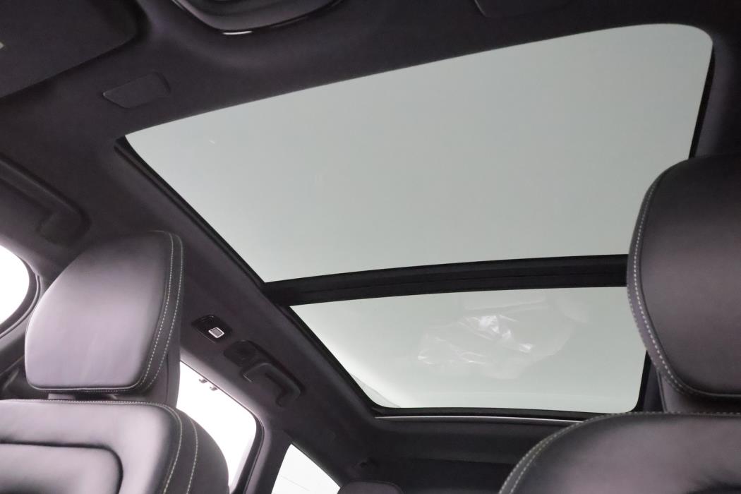 VOLVO V90 2022