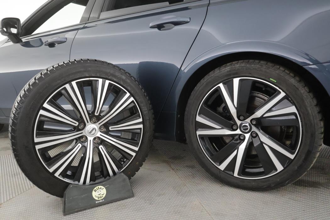 VOLVO V90 2022