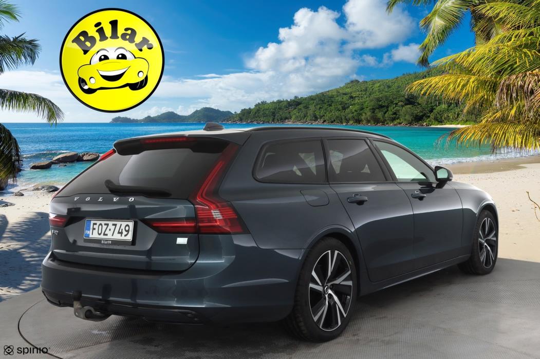 VOLVO V90 2022