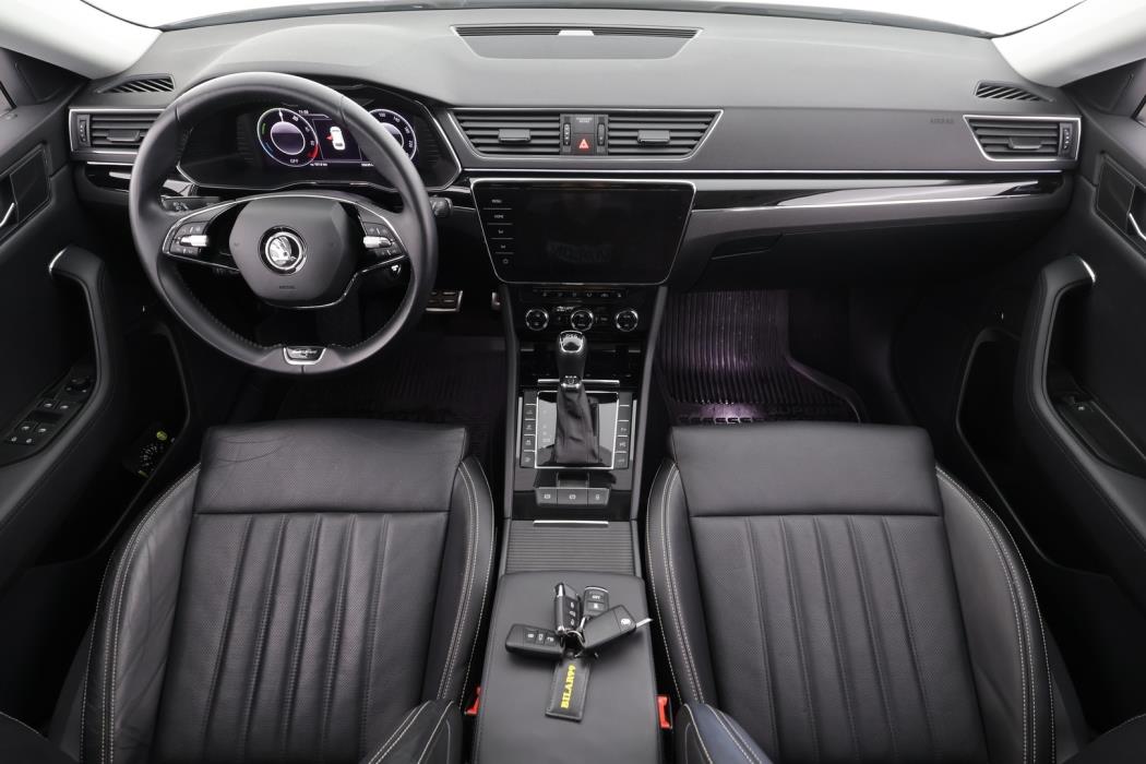 SKODA Superb 2021