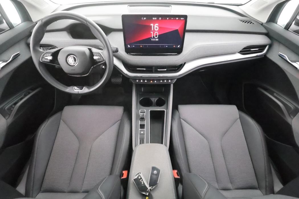 SKODA Enyaq 2023