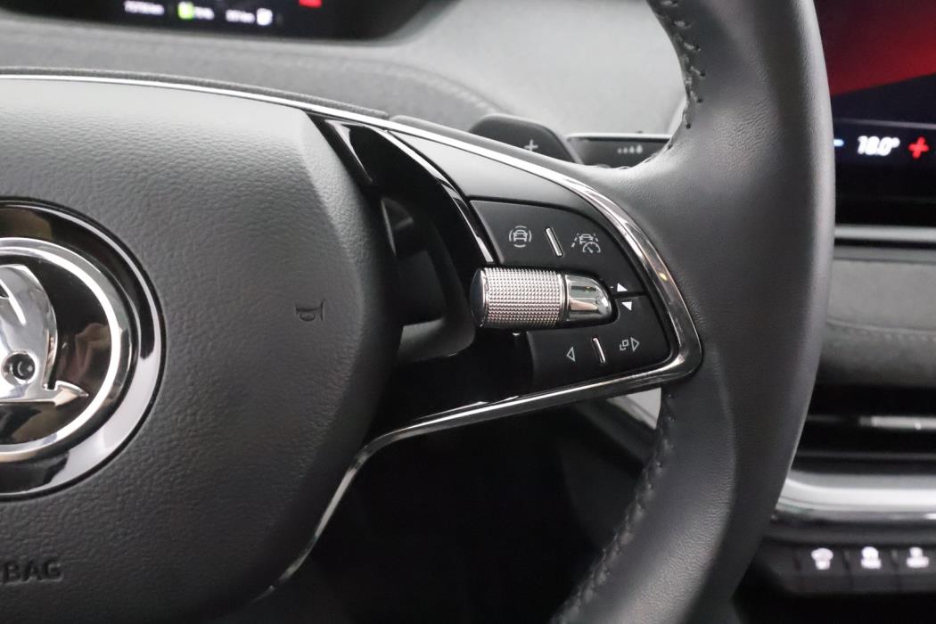 SKODA Enyaq 2023