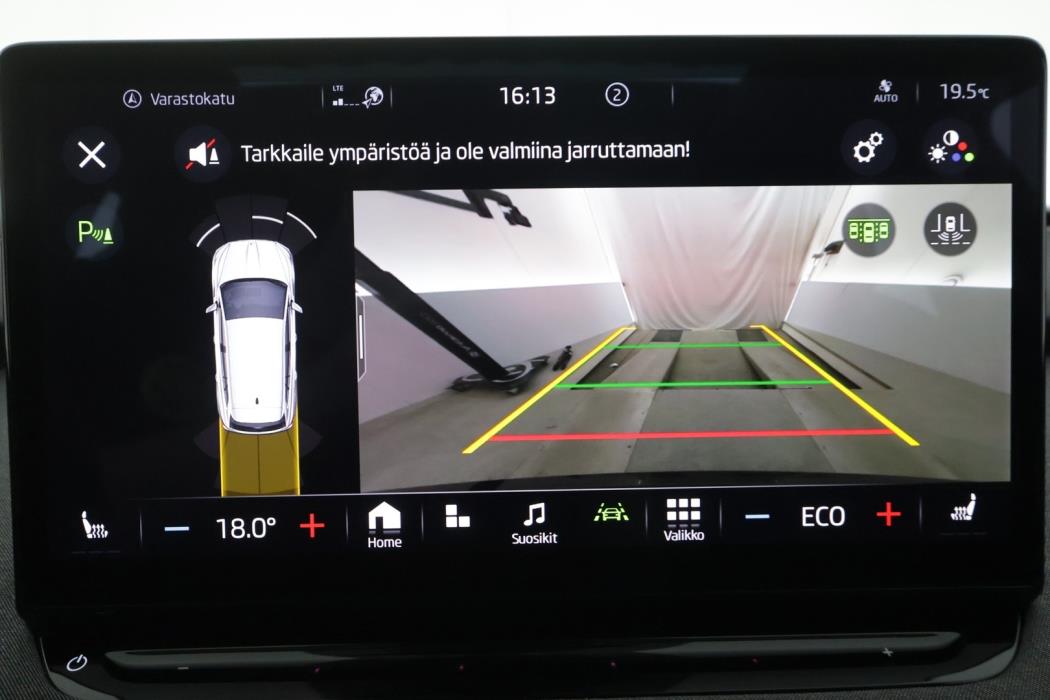 SKODA Enyaq 2023