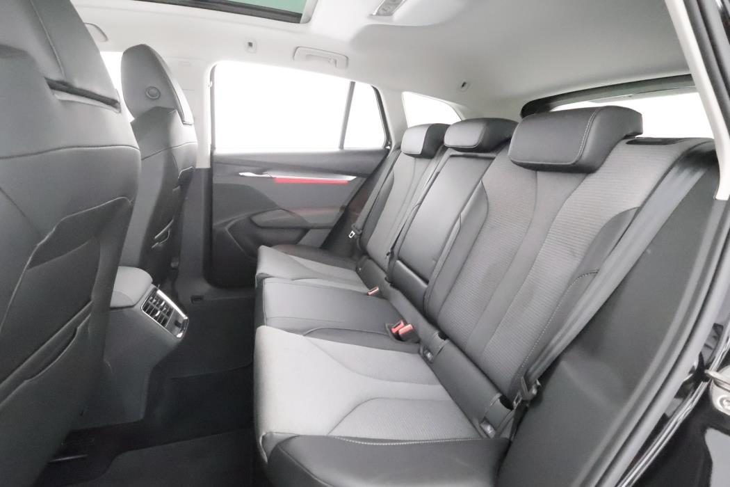 SKODA Enyaq 2023