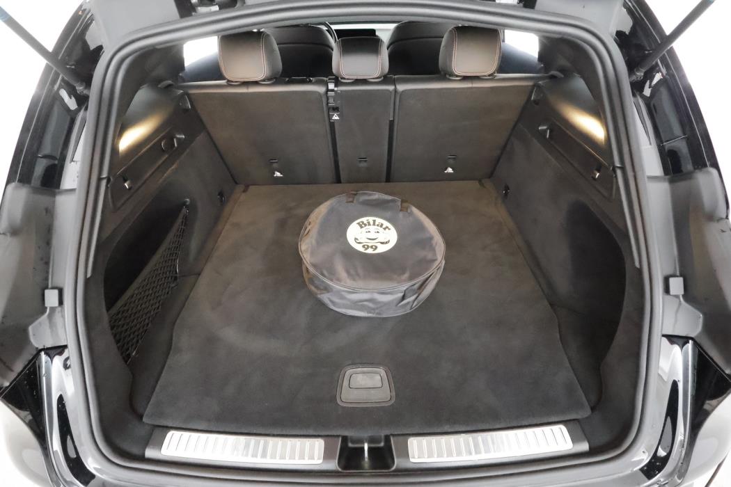 MERCEDES-BENZ EQC 2023
