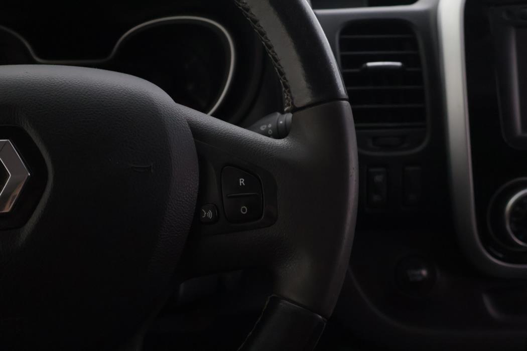 RENAULT Trafic 2020