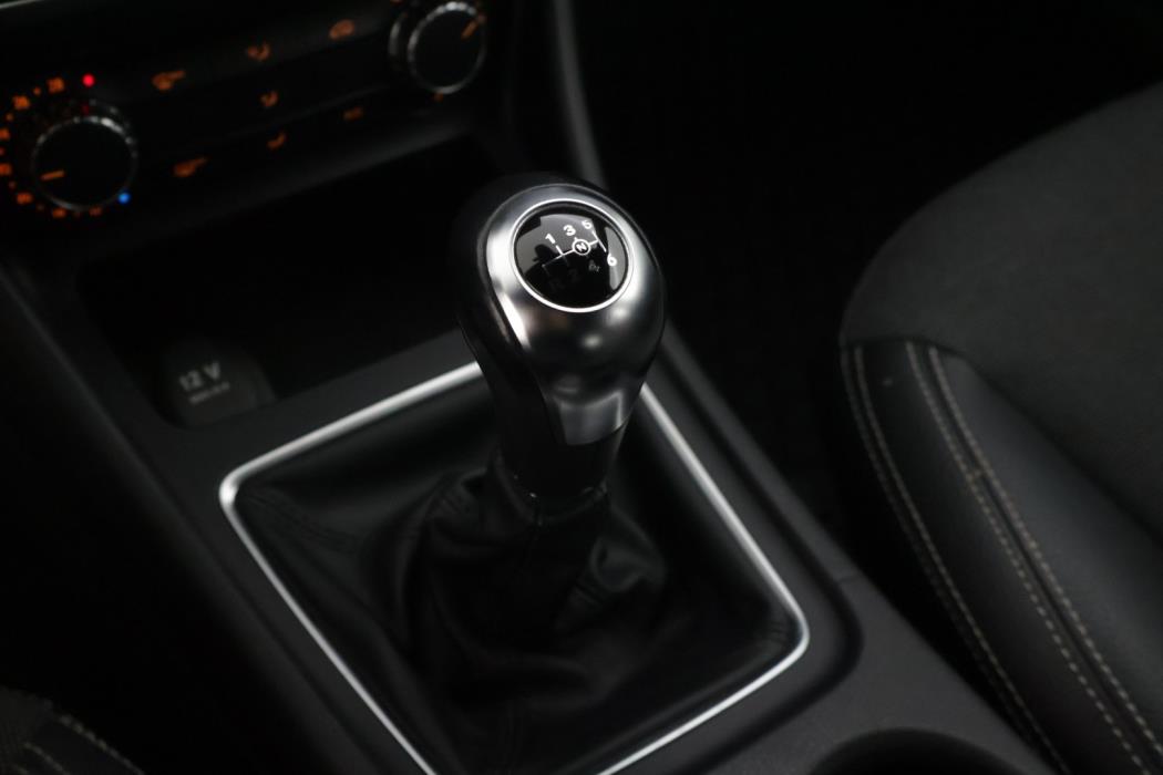 MERCEDES-BENZ A 2014