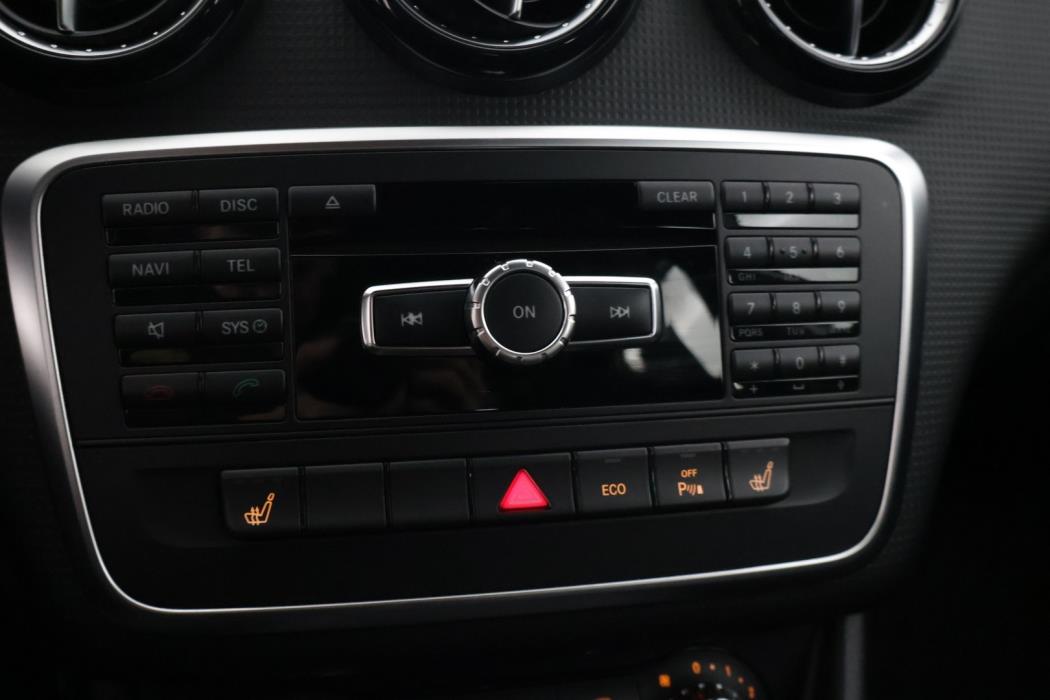 MERCEDES-BENZ A 2014