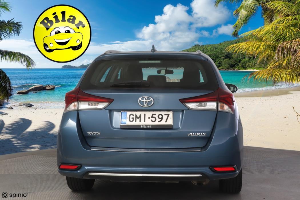 TOYOTA Auris 2016