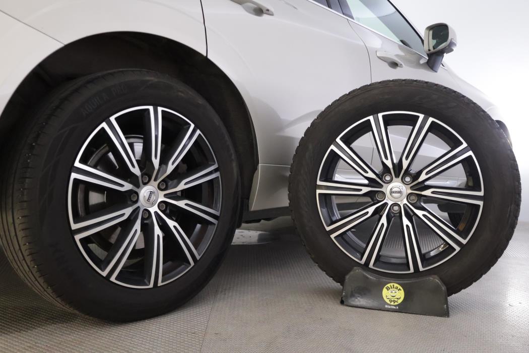 VOLVO XC60 2019