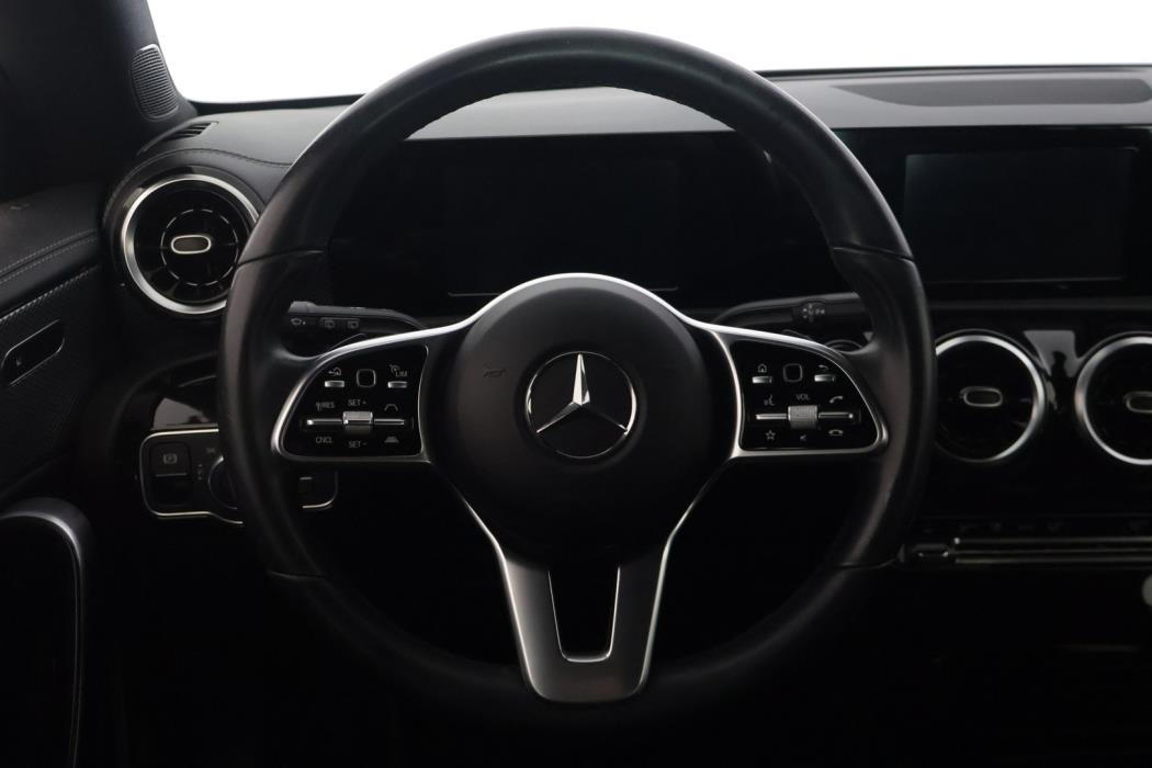 MERCEDES-BENZ CLA 2021