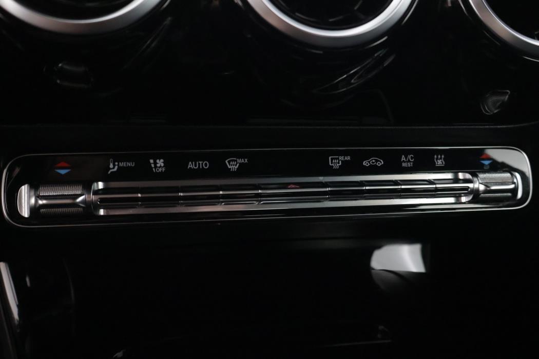 MERCEDES-BENZ CLA 2021