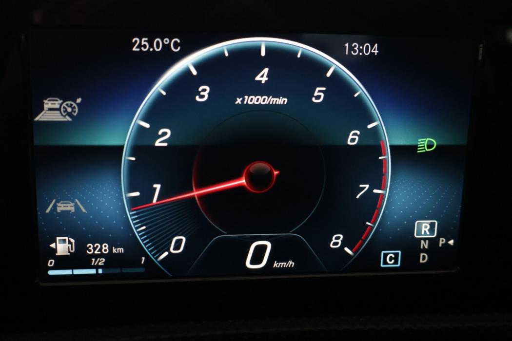 MERCEDES-BENZ CLA 2021