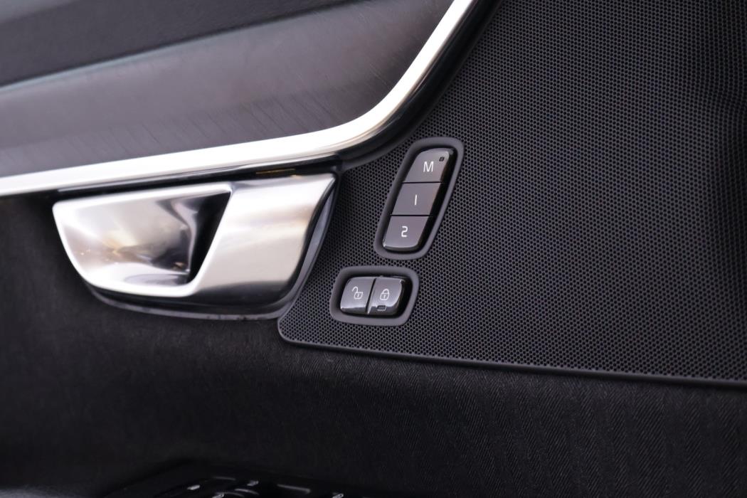 VOLVO V90 CROSS COUNTRY 2019