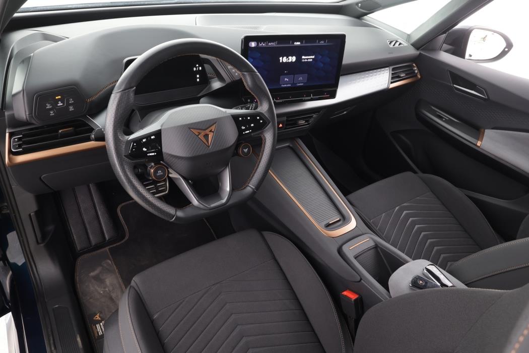 CUPRA Born 2023