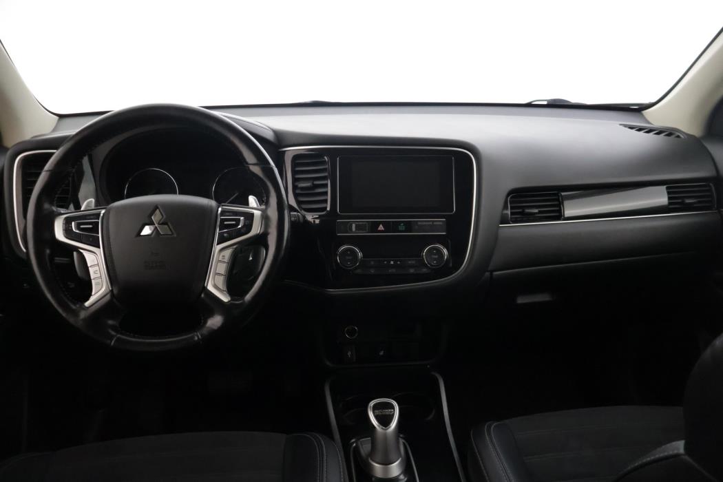 MITSUBISHI OUTLANDER PHEV 2019