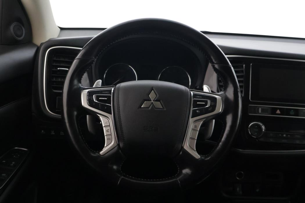 MITSUBISHI OUTLANDER PHEV 2019
