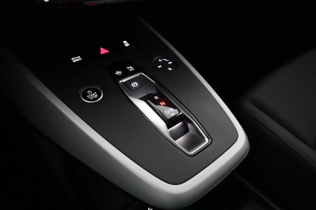 AUDI Q4 e-tron 2023