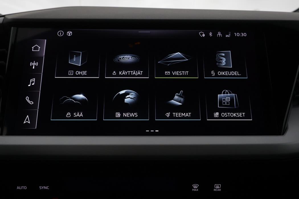 AUDI Q4 e-tron 2023