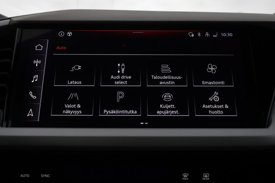 AUDI Q4 e-tron 2023