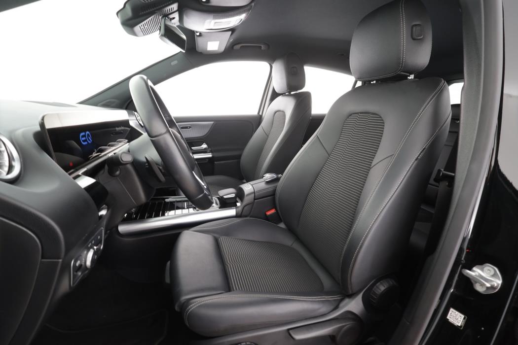 MERCEDES-BENZ EQA 2023