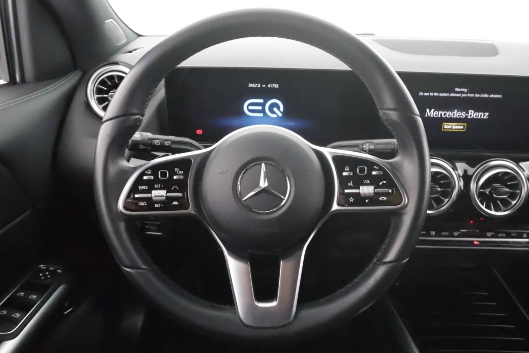 MERCEDES-BENZ EQA 2023