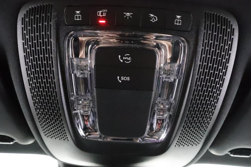 MERCEDES-BENZ EQA 2023