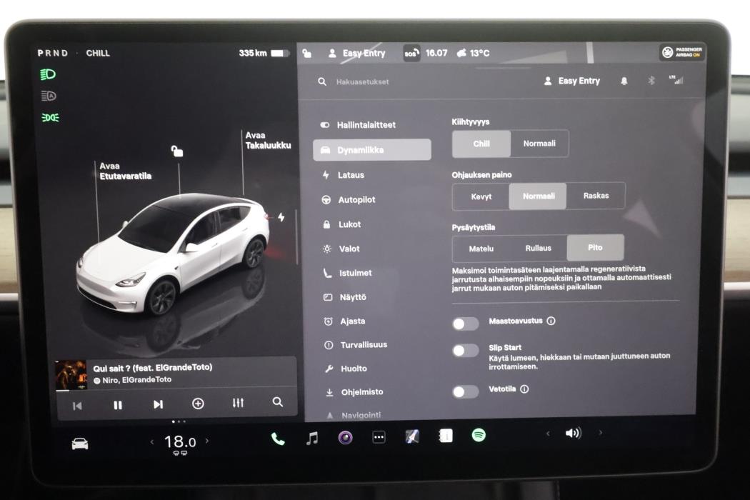 TESLA MODEL Y 2023