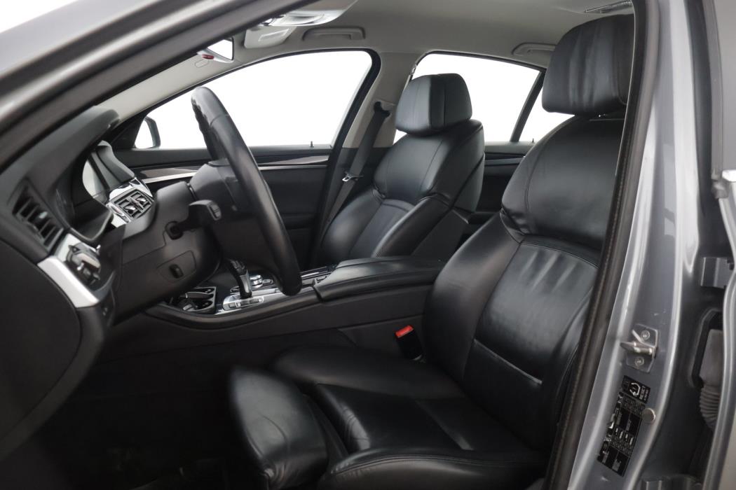 BMW 530 2010