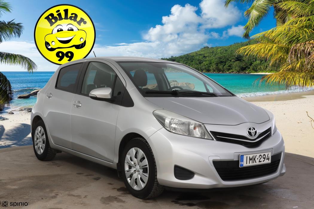 TOYOTA Yaris 2014