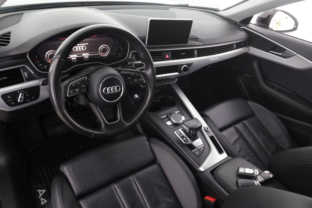 AUDI A4 2016
