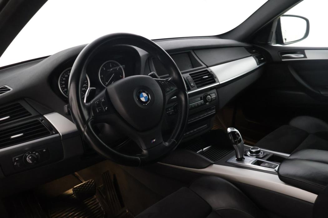 BMW X6 2013