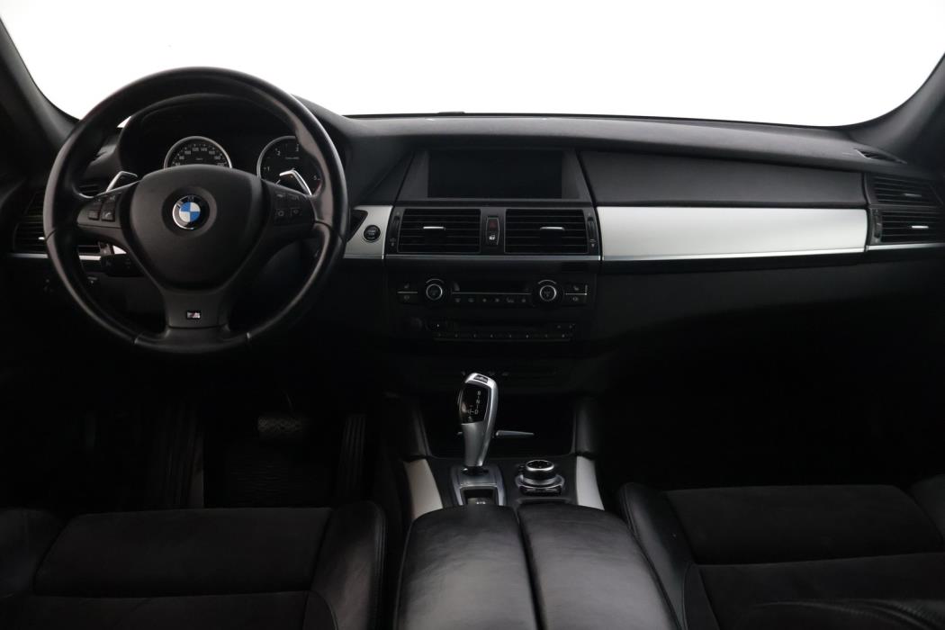 BMW X6 2013