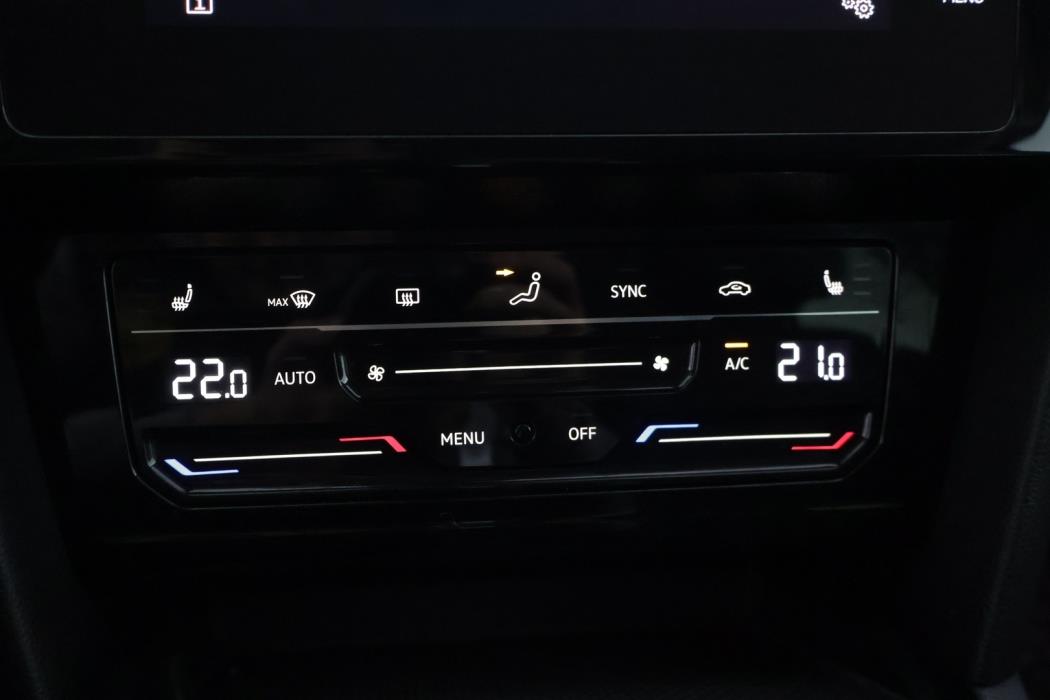 VOLKSWAGEN Passat 2021