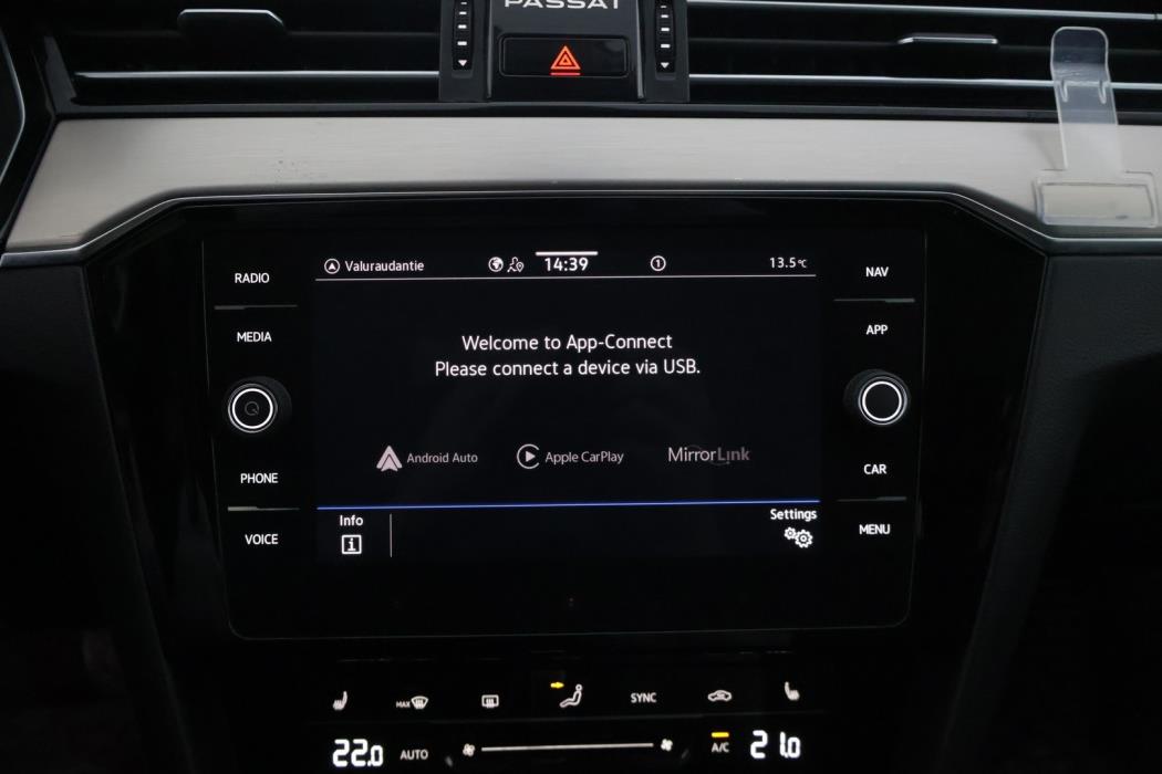 VOLKSWAGEN Passat 2021