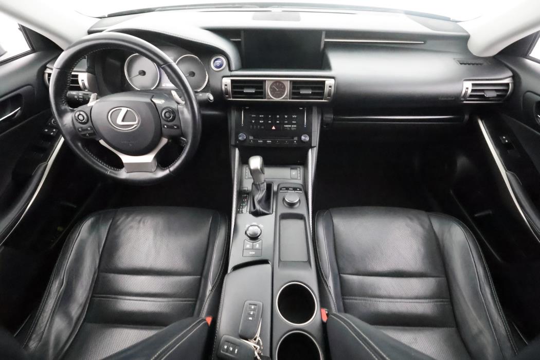 LEXUS IS 2014