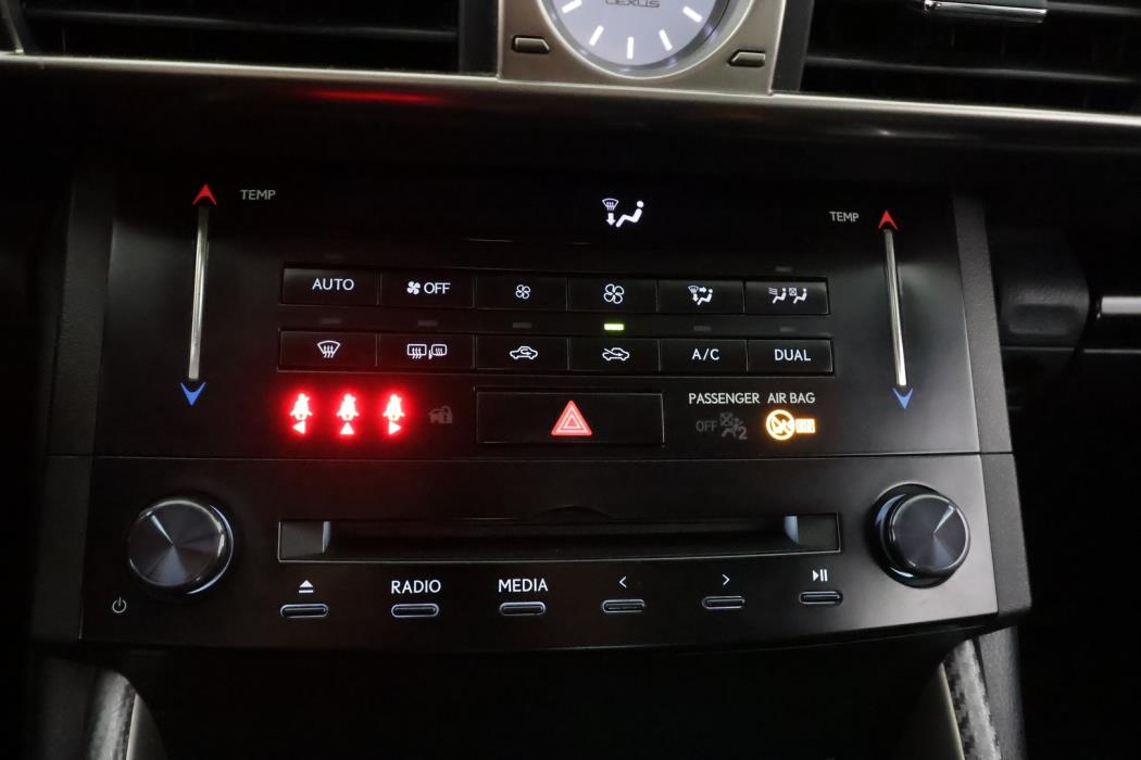 LEXUS IS 2014
