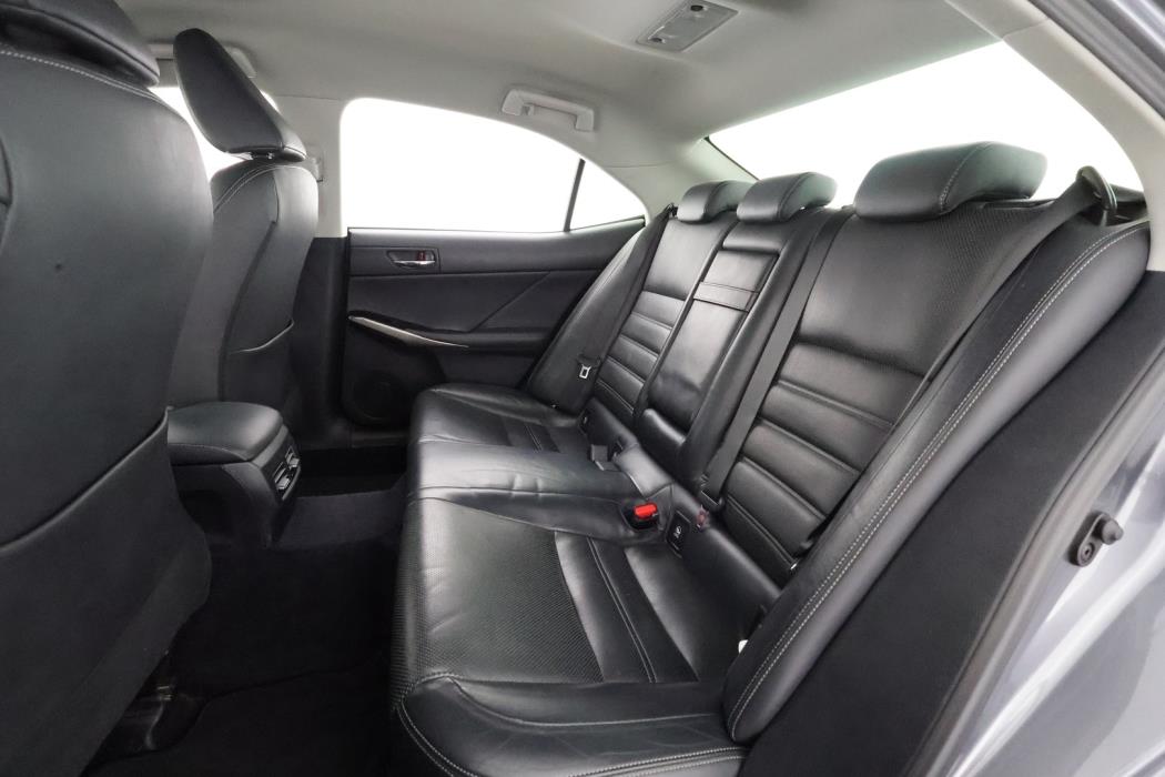 LEXUS IS 2014