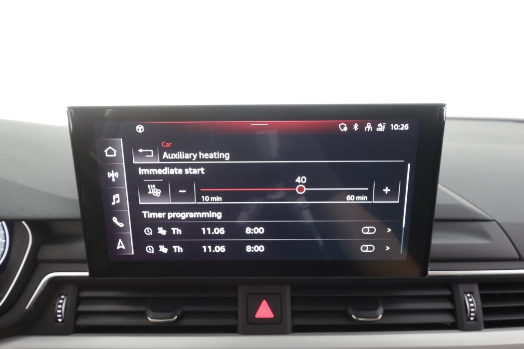 AUDI A4 2023