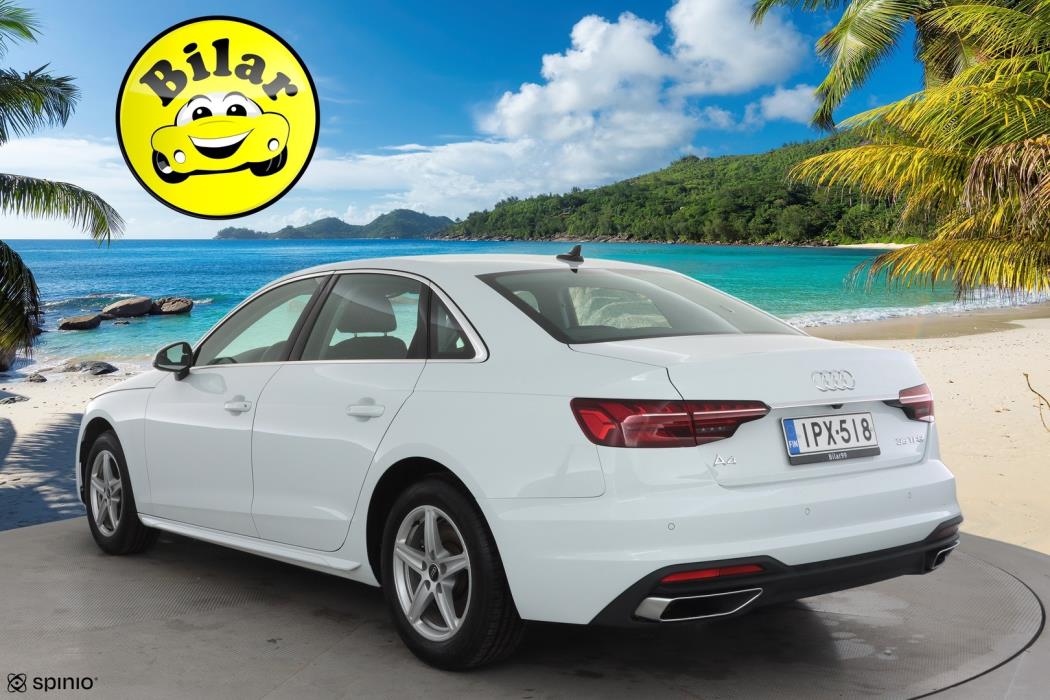 AUDI A4 2023