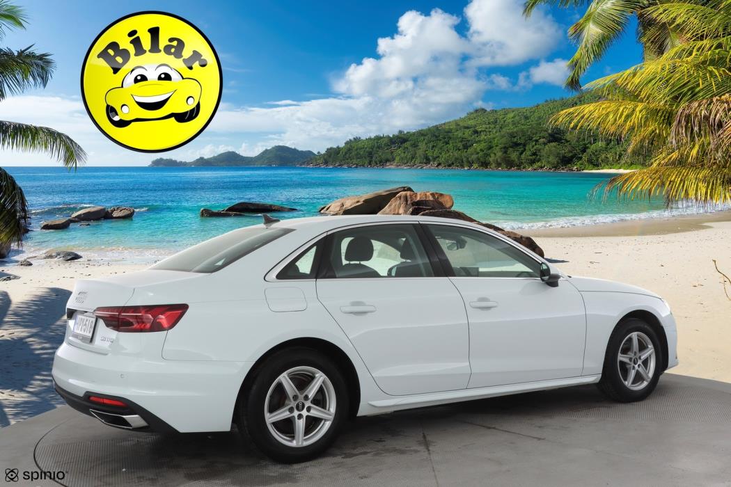 AUDI A4 2023