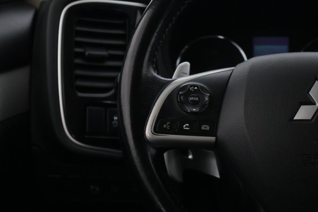 MITSUBISHI Outlander 2014