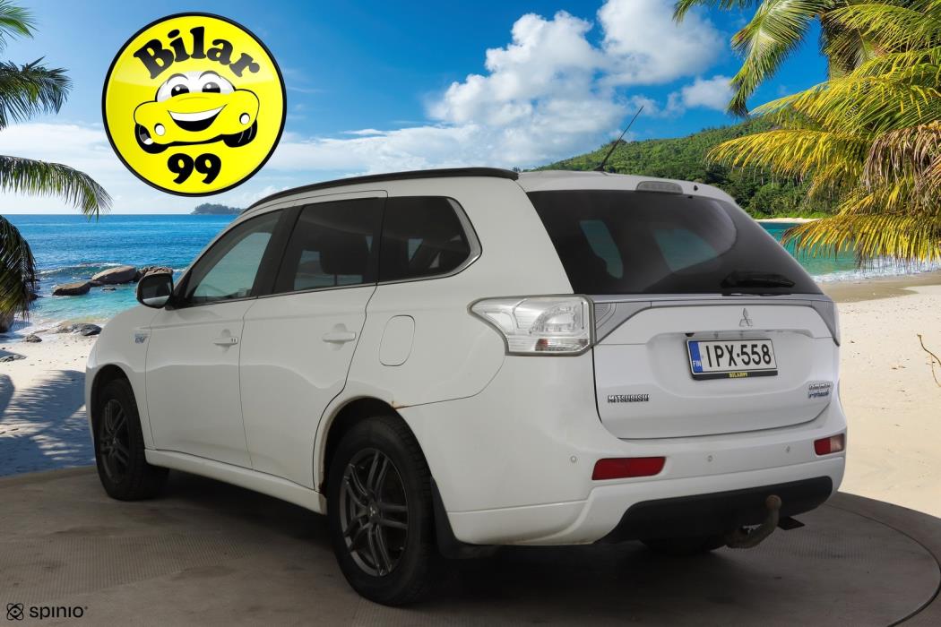 MITSUBISHI Outlander 2014