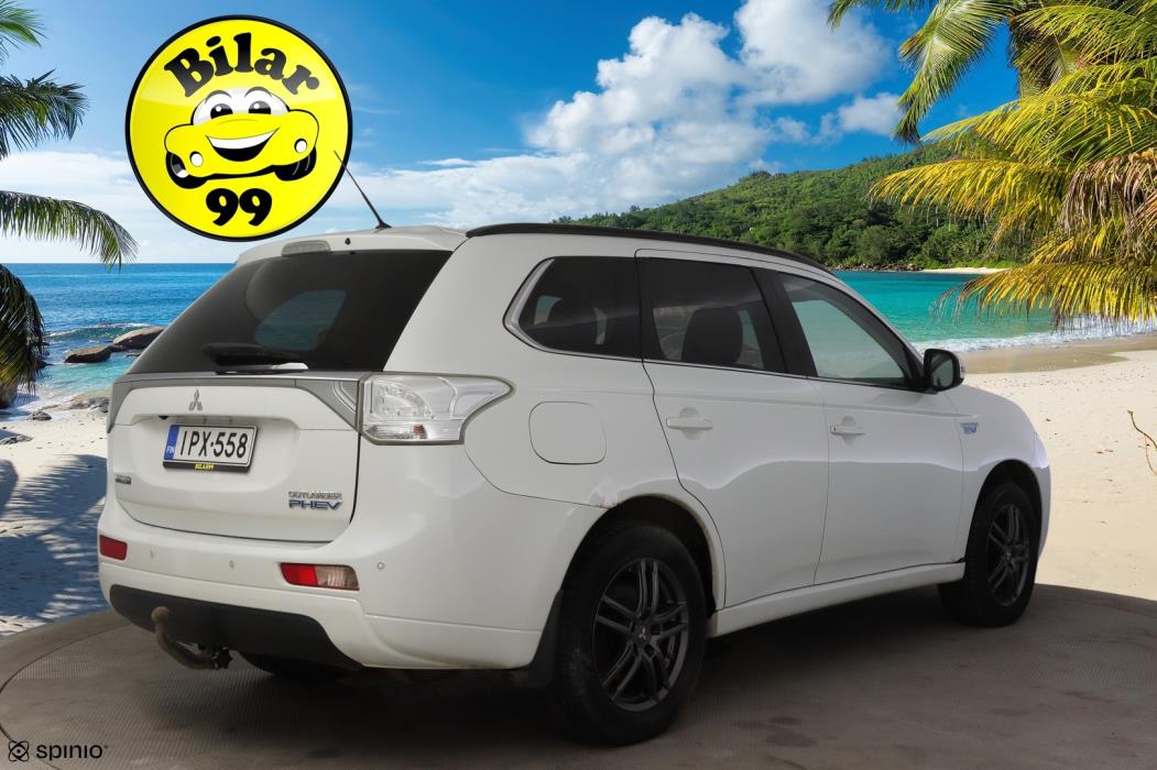 MITSUBISHI Outlander 2014