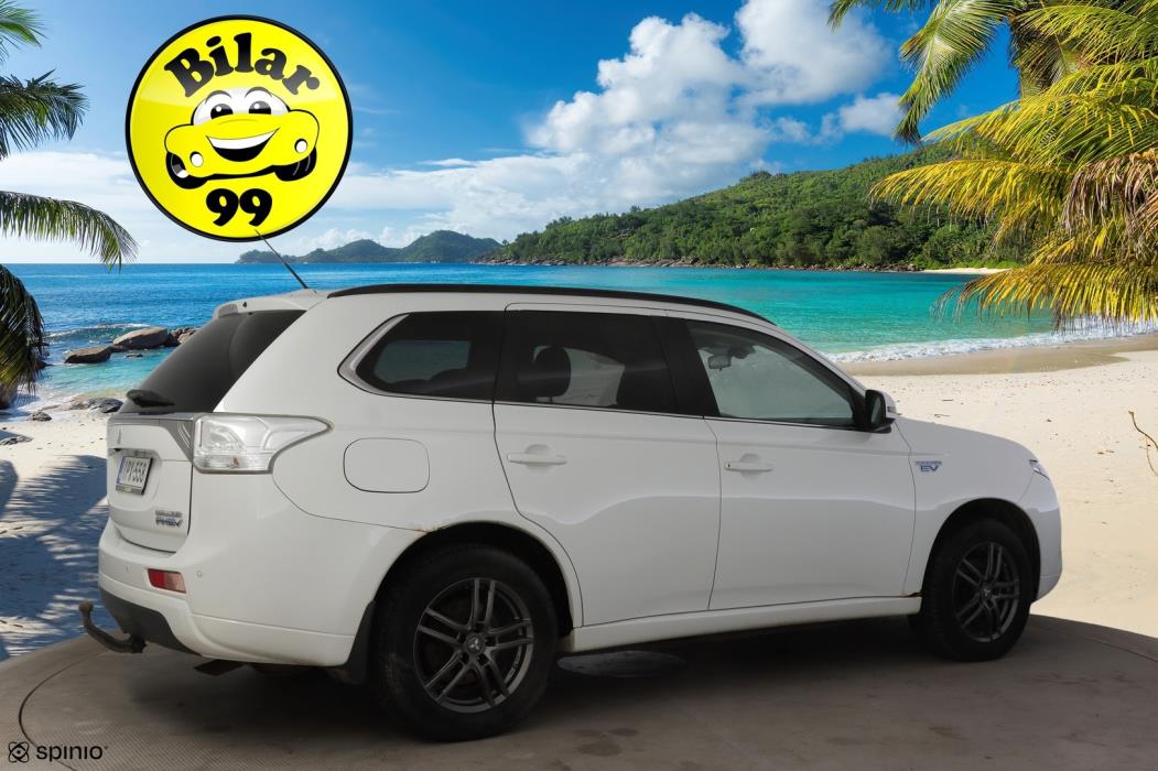 MITSUBISHI Outlander 2014