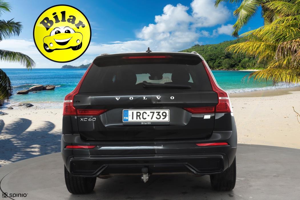 VOLVO XC60 2023
