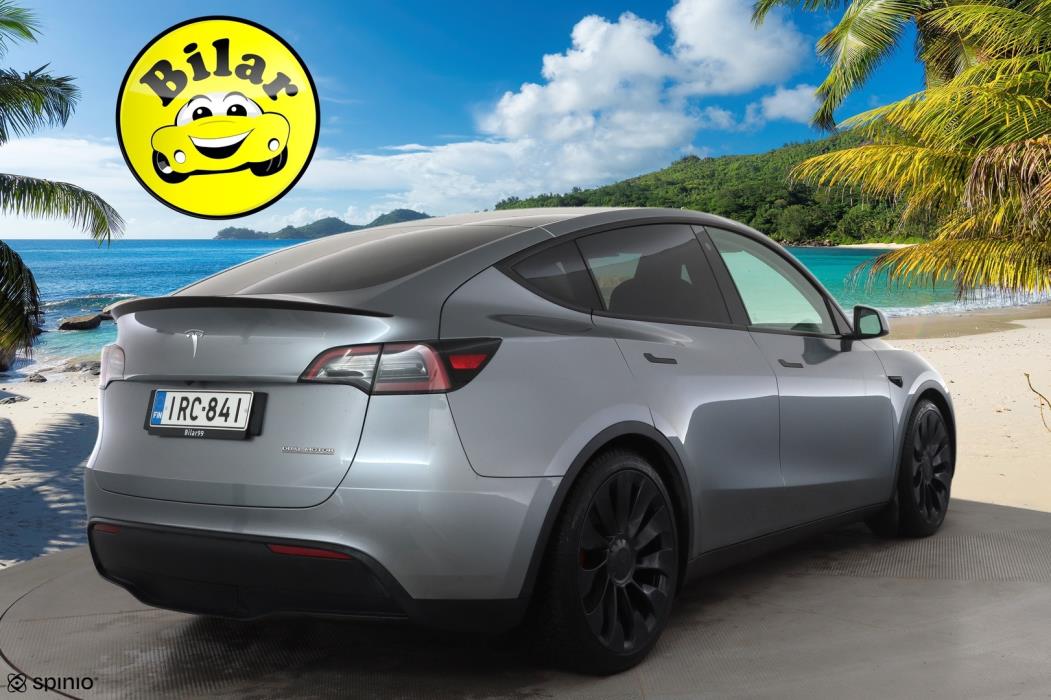 TESLA Model Y 2023