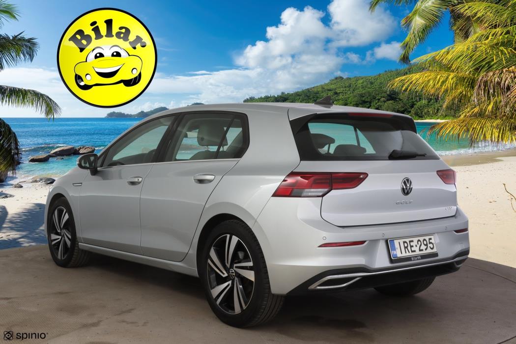 VOLKSWAGEN Golf 2024