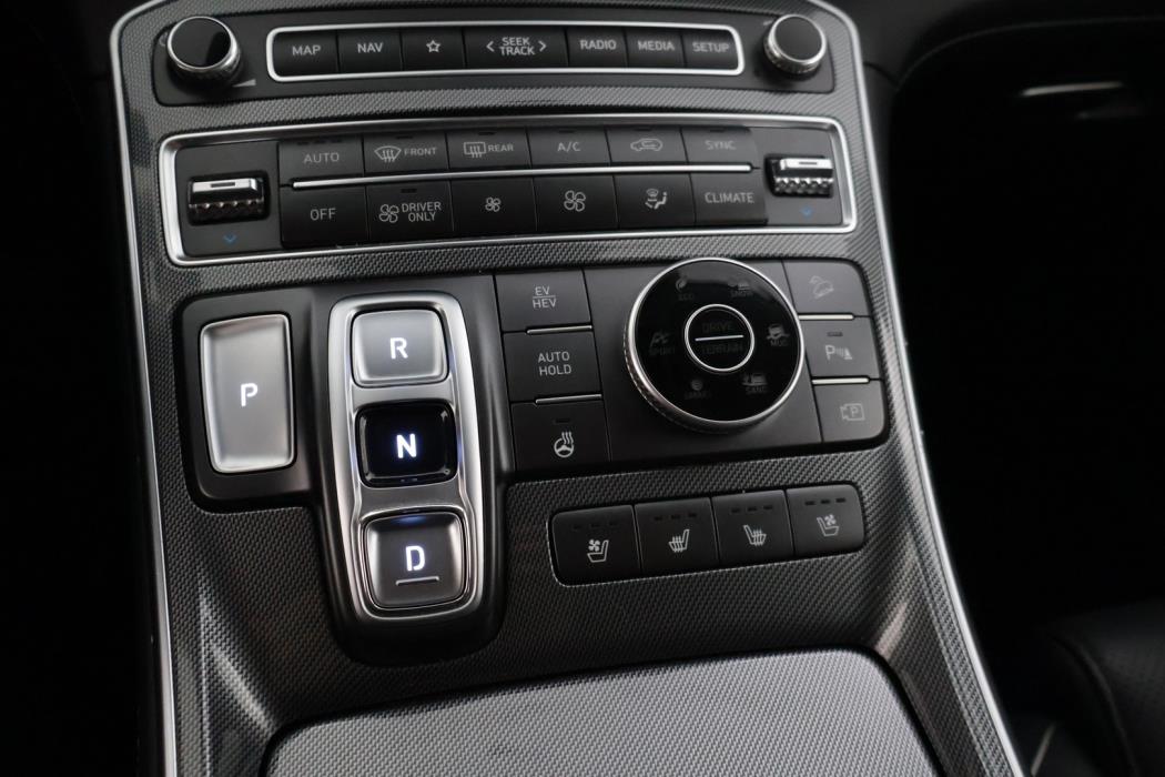 HYUNDAI Santa Fe 2021