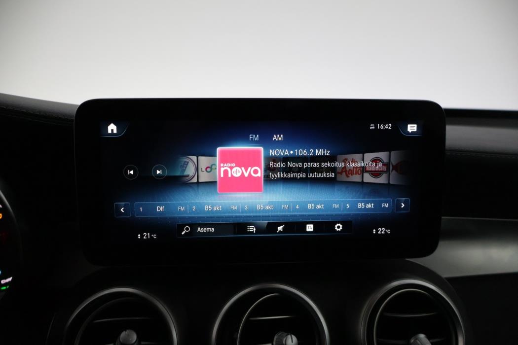 MERCEDES-BENZ GLC 2020